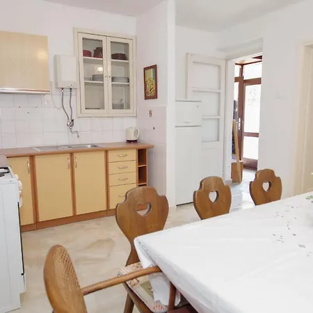 Tonka Apartment