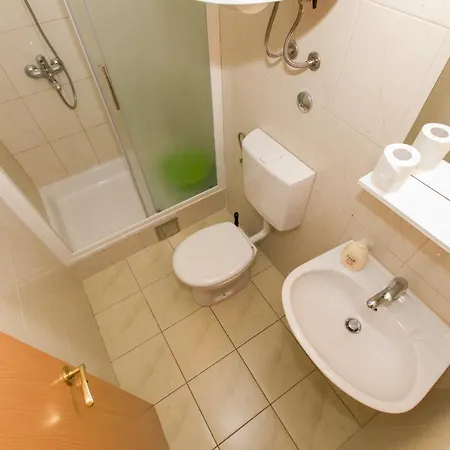 Tonka Apartment Makarska