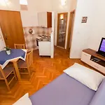 Tonka Apartment