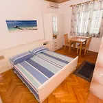 Tonka Apartment *