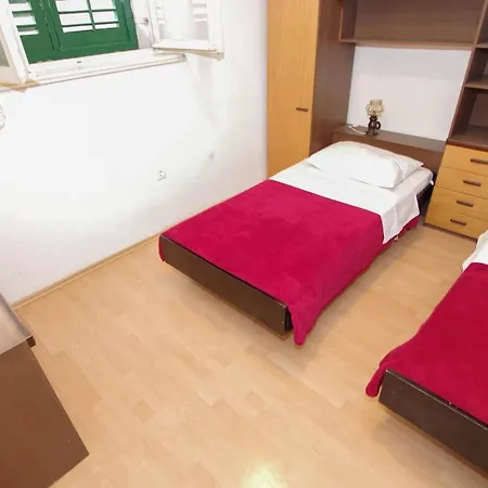 Tonka Apartman Makarska